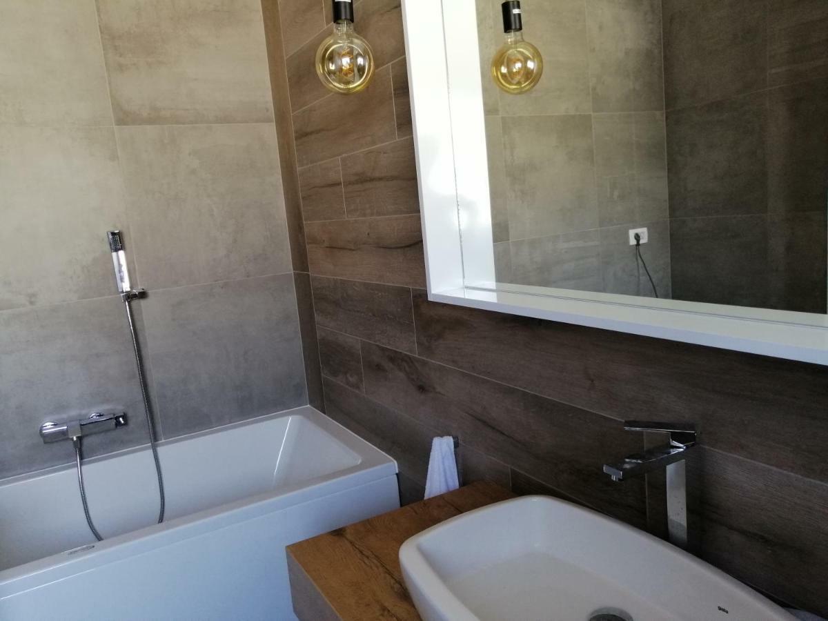 Villa Orao Kaštel Novi Extérieur photo