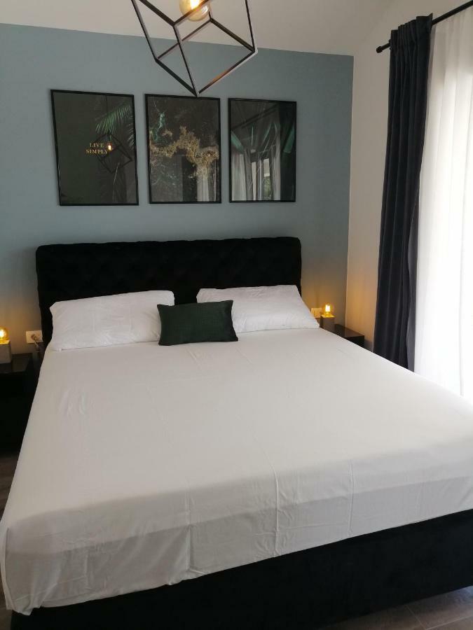 Villa Orao Kaštel Novi Extérieur photo