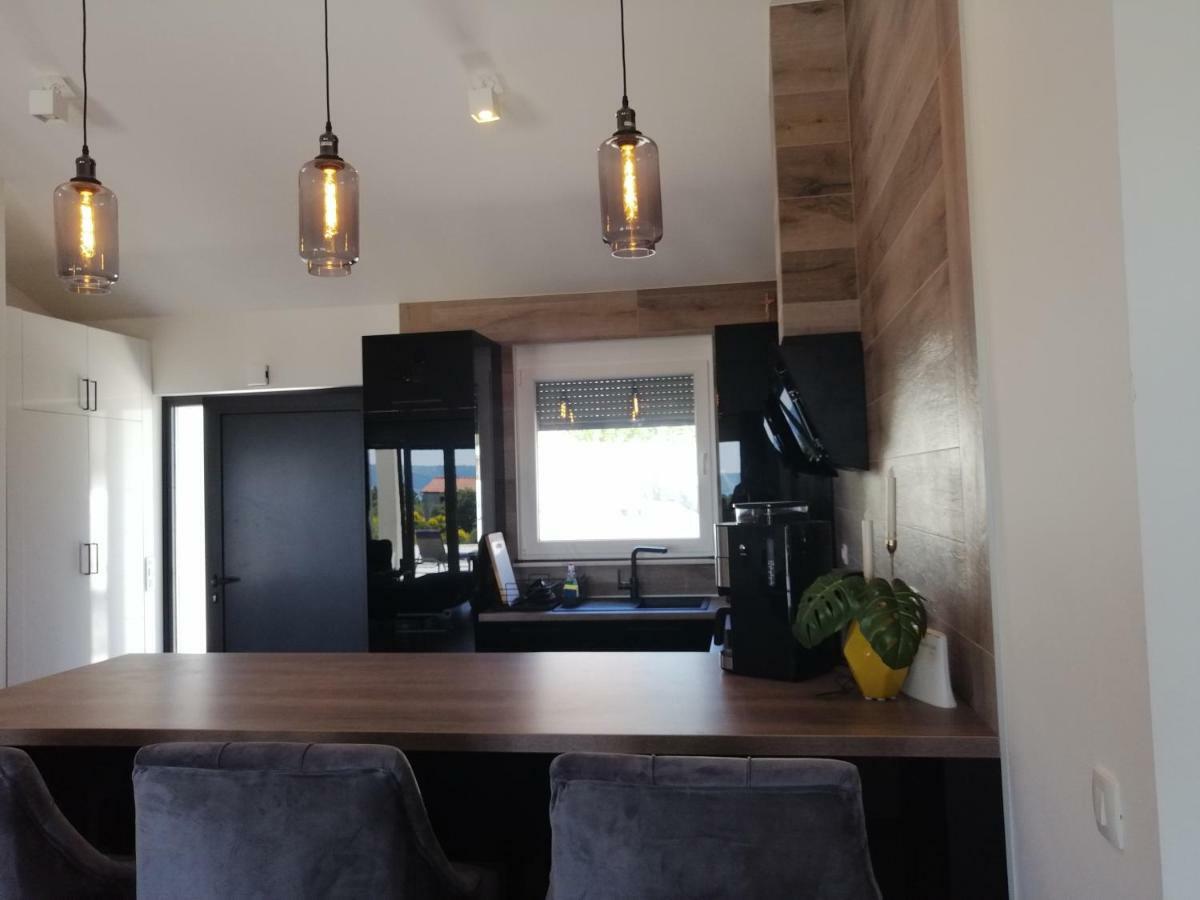 Villa Orao Kaštel Novi Extérieur photo