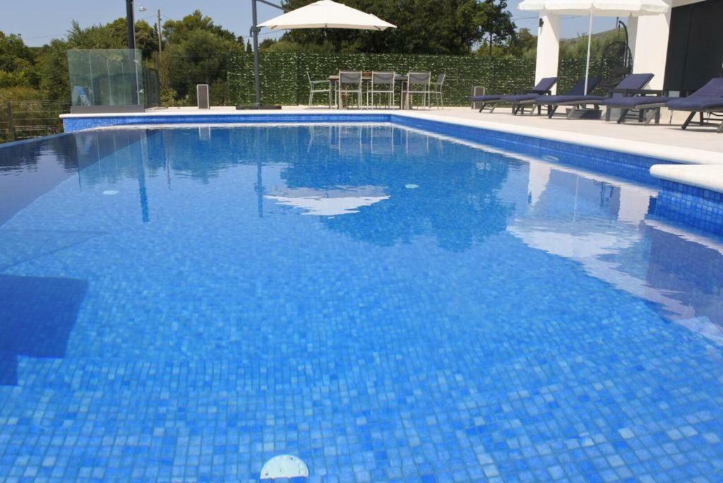 Villa Orao Kaštel Novi Extérieur photo