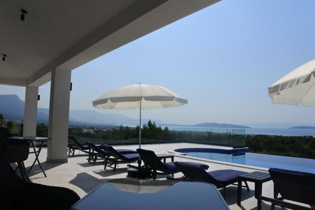 Villa Orao Kaštel Novi Extérieur photo