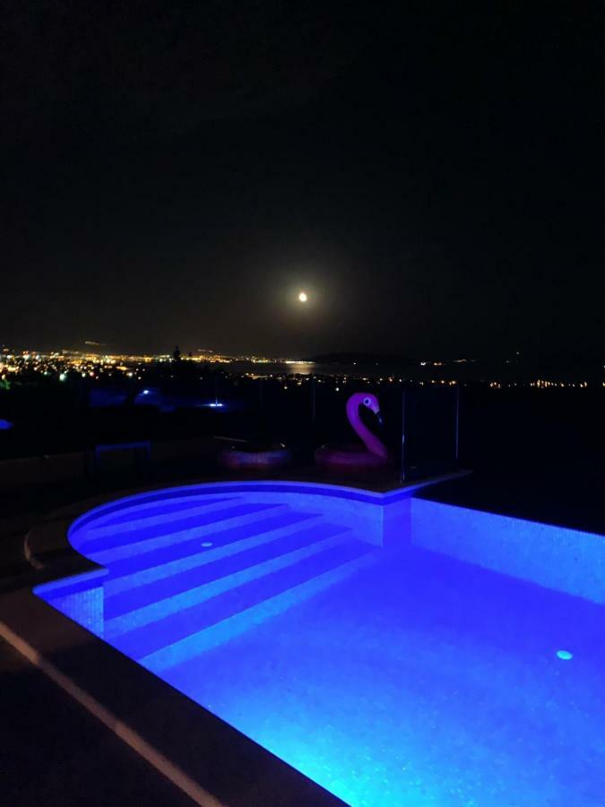 Villa Orao Kaštel Novi Extérieur photo